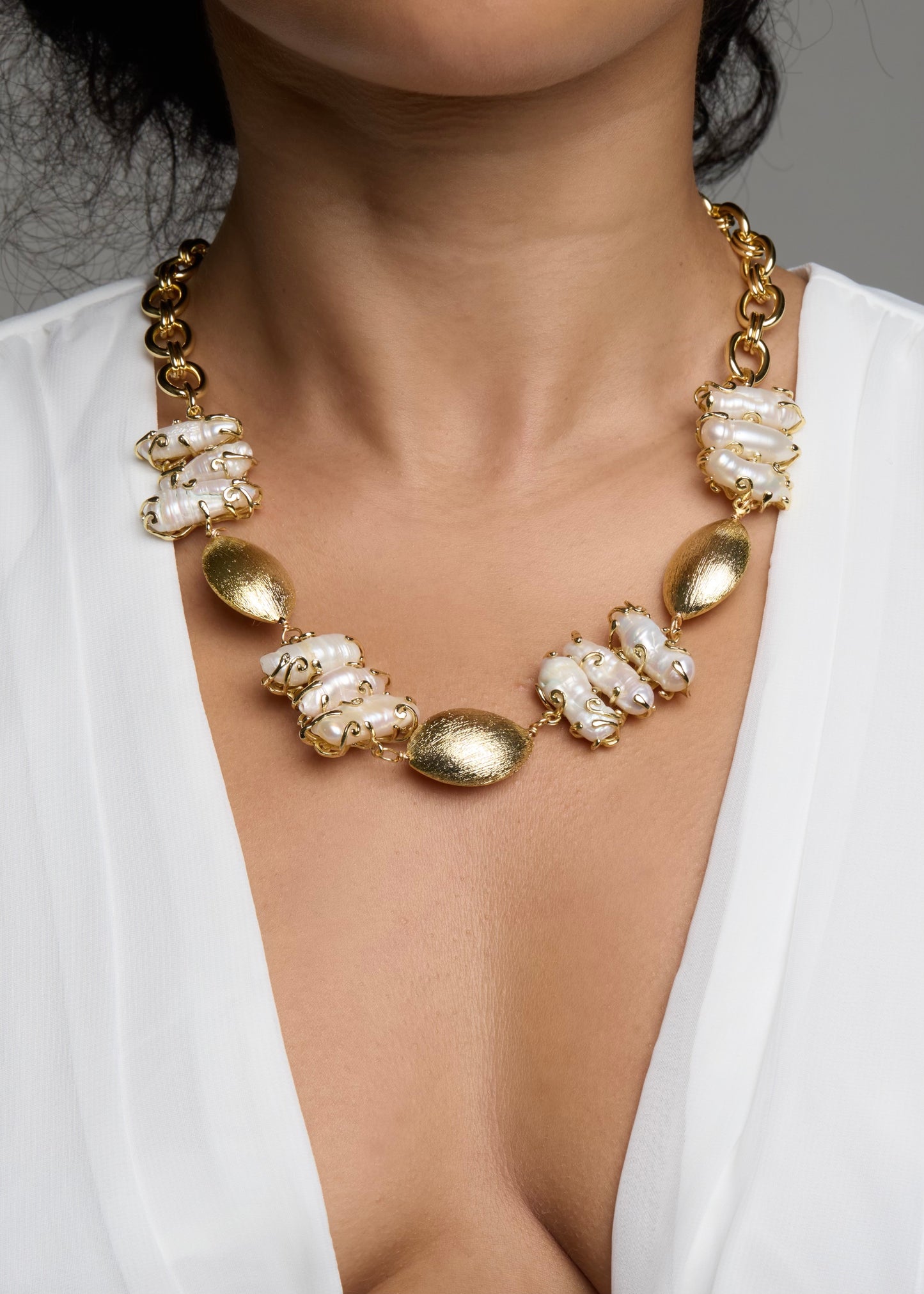 Halo Pearl Necklace