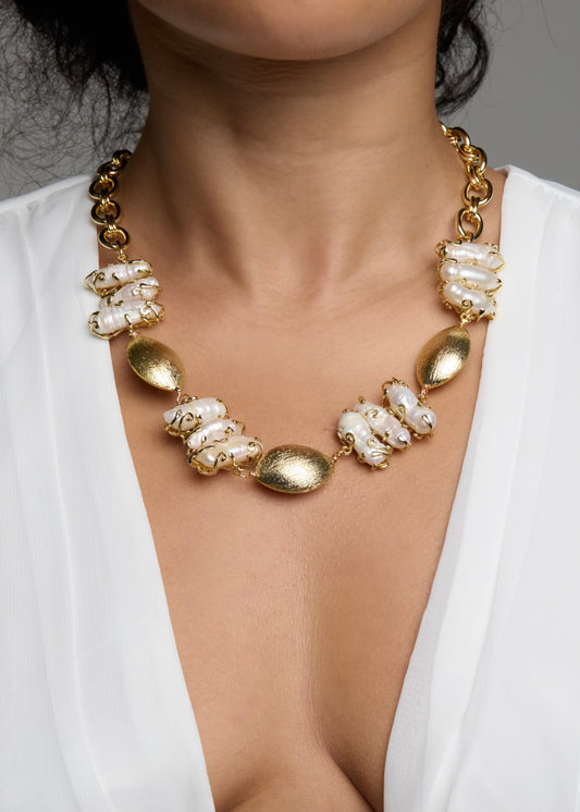 Halo Pearl Necklace